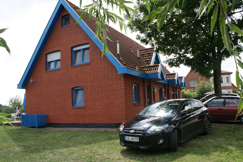 Zur-Alten-Schmiede-I-Links Boltenhagen  Exteriör bild